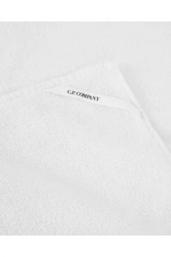 C.P. Company Handdoeken Towel White -C.P. Company Winkel 21590c606aabdd695300624f1a15e03d