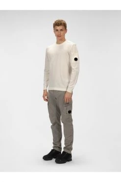 C.P. Company Truien & Vesten Knitwear Beige -C.P. Company Winkel 2625c7f3af1ed9f3503c9bad9487fe50