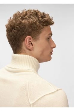 C.P. Company Truien & Vesten Turtlenecks Beige -C.P. Company Winkel 54f11cd040dcb90aa99b457658771158