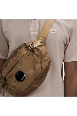 C.P. Company Tassen Belt Bags Brown -C.P. Company Winkel 55ea202361b3b1ba41c1fec4c2183766