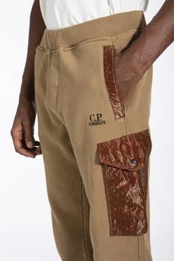 C.P. Company Sweatpants Brown -C.P. Company Winkel 8dd42edbc0e117394b861d77f6e6b2b6