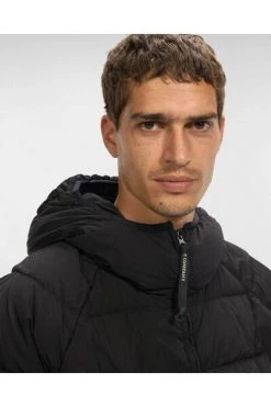 C.P. Company Winterjassen Coats Black -C.P. Company Winkel c1ff5103ed4d70a89df46b6e63ca2712